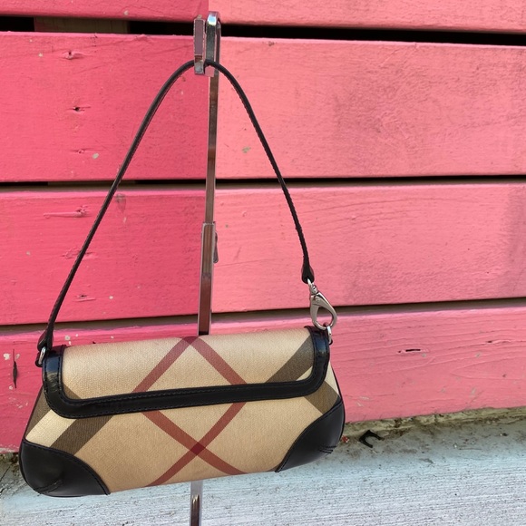 Mini authentic Burberry bag - Picture 4 of 6